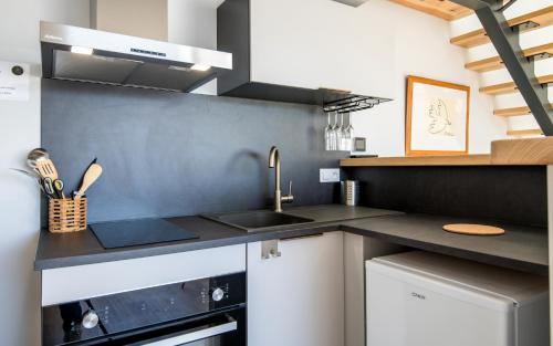Millau Apartment | Escapade Tropicale fibre, terrasse,parking,clim