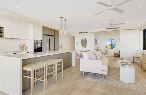 Bilinga Apartment | Escape 201 - Beachfront Luxury in Bilinga/North Kirra - Linen Provided