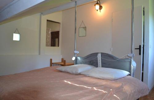 Saint-Sebastien-d'Aigrefeuille House | Escape gîte de 4-6-8 pers avec jacuzzi entre Anduze et Alès