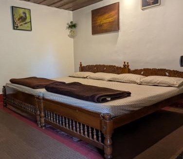 Kanthalloor House | Escape Natural Farm Stay - Woodhouse