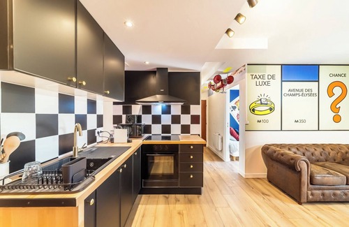 Saint-Genis-Laval Apartment | Escape & Play - 8 People - Oullins near Lyon!
