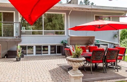 Hamilton House | Escape the city and relax surrounded by nature