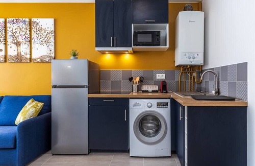 Gentilly Apartment | Escape Time in Paris + Netflix