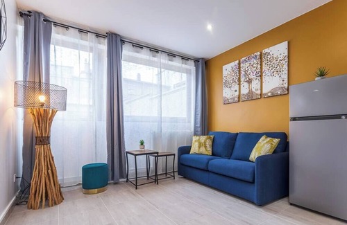 Gentilly Apartment | Escape Time in Paris + Netflix