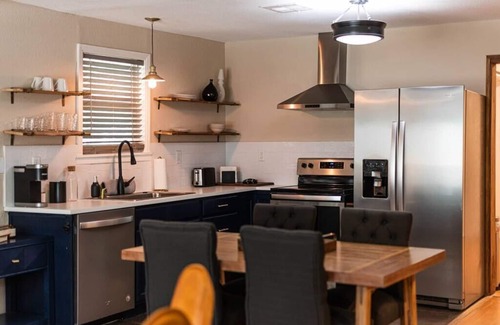 East Riverside House | Escape to a Restored 1920s East Waco Bungalow