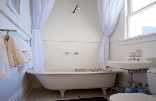 Pacific Heights Apartment | Escape To Alta Plaza Park