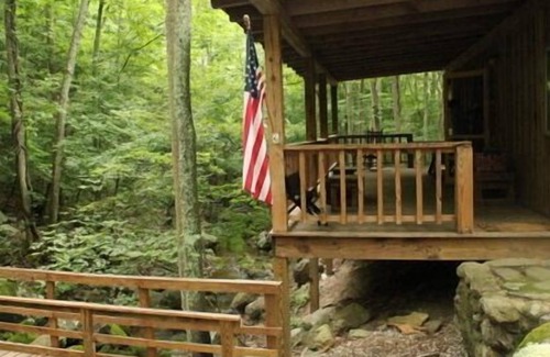 Tyro Cabin | Escape to Campbell's Creek