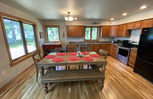 Wautoma House | Escape to crystal clear Silver Lake!