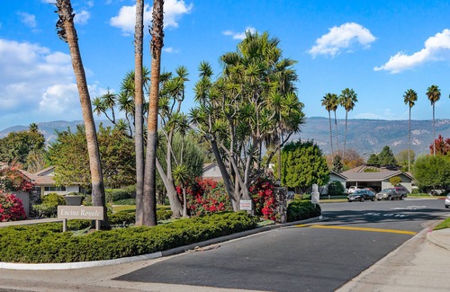 Goleta Condo | Escape to Moreton Bay
