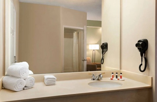 Ormond Beach House | Escape to Ormond Beach! All Sun & Fun- All day!