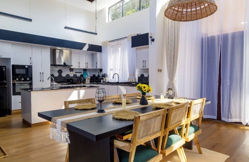 Limuru Villa | Escape to Oubaitori- Relax.nReconnect. Rediscover