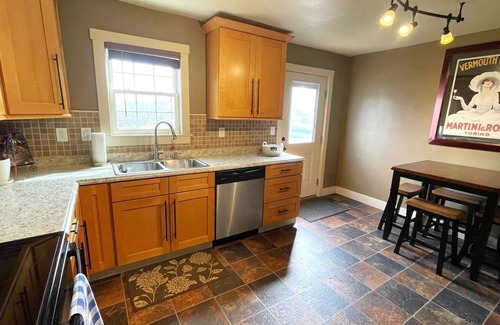 Youngwood House | Escape to our cozy retreat, just a 10-min drive to Greensburg