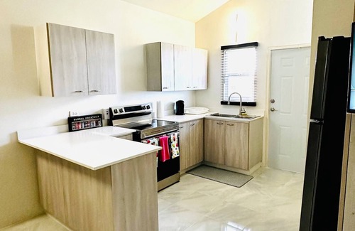 Discovery Bay House | Escape to Paradise Brand New Bungalow with Ocean View in Discovery Bay 1
