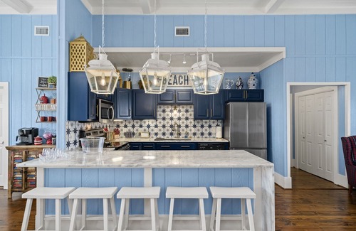 Crystal Beach House | Escape to Paradise: Steps to the beach
