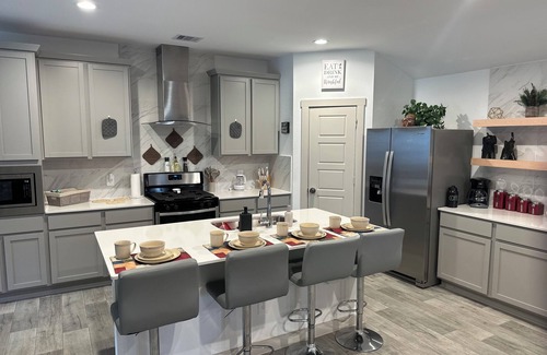 Southeast Houston House | Escape to Paradise near The Medical Center