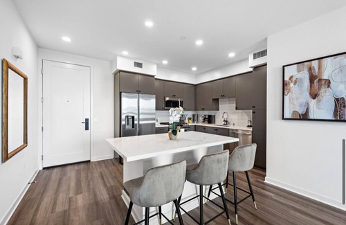 Santa Ana Apartment | Escape to Serenity: Luxurious 3-Bedroom Retreat Centrally Located In Irvine