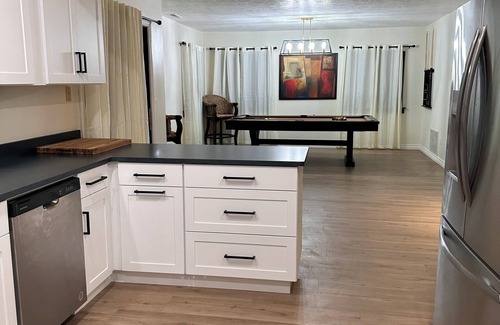 New Harmony House | Escape to "Serenity Meadows" by Zion and Canyons away from the crowds!
