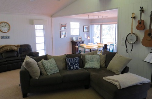 Placid Lakes House | Escape to Spacious Lake Retreat - 3 bed 2.5 bath