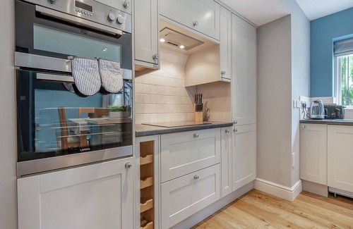 Stalbridge Cottage | Escape to The Pool House, a countryside retreat in Thornhill, Dorset.