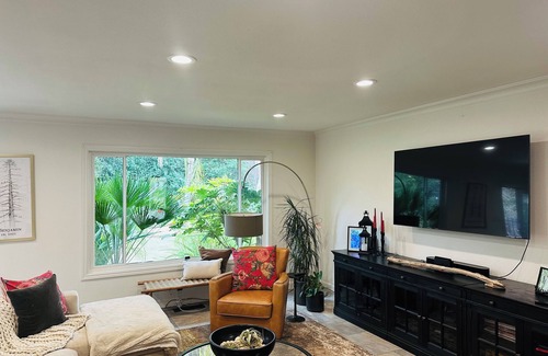 Novato House | Escape to Tahiti: Stylish 3-Bedroom Retreat with Luxe Amenities