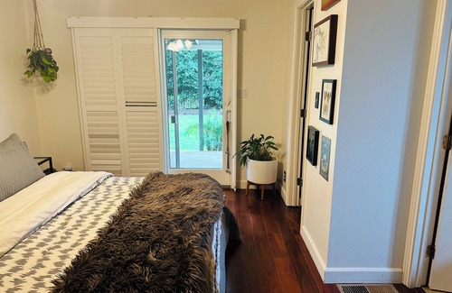 Novato House | Escape to Tahiti: Stylish 3-Bedroom Retreat with Luxe Amenities