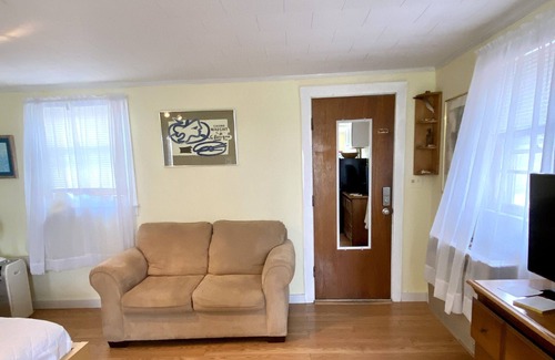 Cape Cod Condo | ESCAPE TO THE CAPE! 2 Weeks in July Still Open!