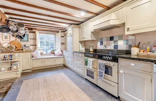 Llanfihangel Tal-y-llyn House | Escape to the Hillis
