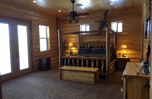 Heber Cabin | Escape to the Majestic Trophy Buck Lodge