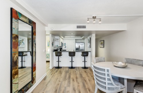 Pensacola Beach Condo | Escape to this Gulf front 2 BR/2 BTH condo with swimming pool