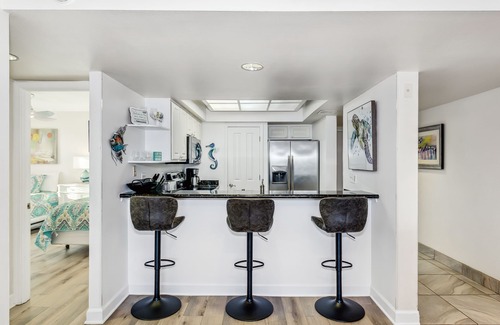 Pensacola Beach Condo | Escape to this Gulf front 2 BR/2 BTH condo with swimming pool
