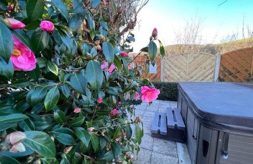 Llanrhystud House | Escapism Wales Garthowen