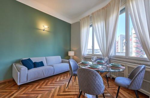 Vanchiglia Apartment | Esclusivo 100MQ Vista Mole