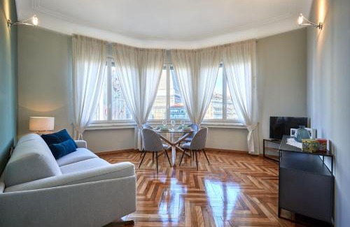 Vanchiglia Apartment | Esclusivo 100MQ Vista Mole
