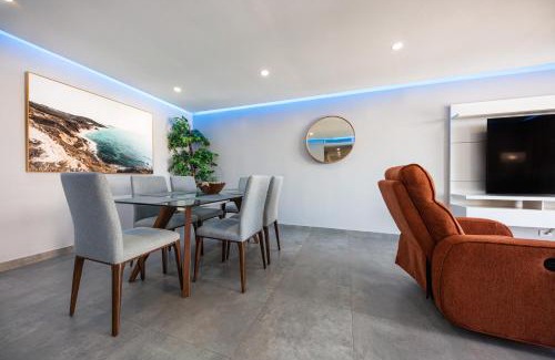 Isla Verde Apartment | ESJ Towers by Chana
