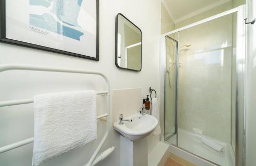 Montrose Apartment | Esk at Ben More Apartments