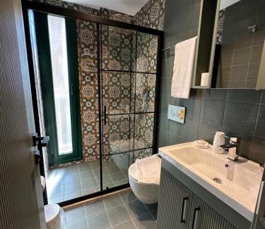 Marmaris City Center Apartment | Esmahan Forest and Pool by Zehra Suites