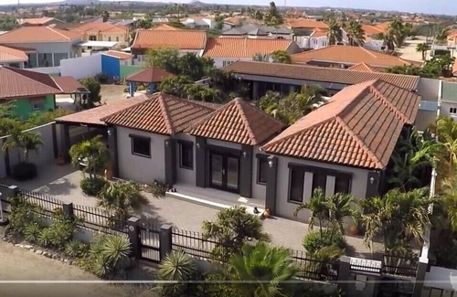 Esmeralda Villa | Esmeralda Escape - Your Private Oasis