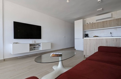 Cala Apartment | ESMERALDA sea front apartment