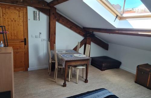 Bussiere - Cadiere Bed & Breakfast | Espace Beléverte Bussière 1 Tamaris appartement meublé de 2 chambres