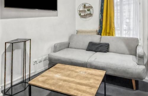 La Courneuve Apartment | Espace familial proche de Paris