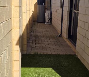 Esperance House | Esperance Break Away