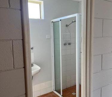 Castletown Hotel | Esperance Travellers Inn