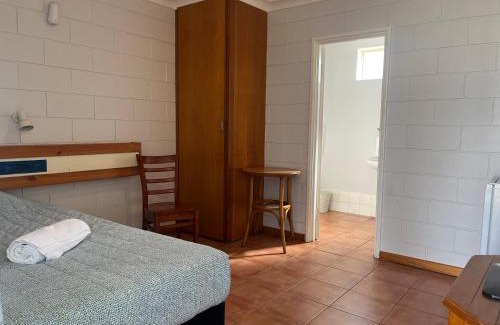 Castletown Hotel | Esperance Travellers Inn