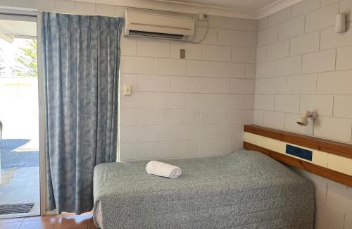 Castletown Hotel | Esperance Travellers Inn