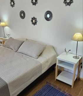Yerba Buena House | Esperanza Suites