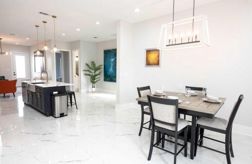 Seventh Ward Apartment | Esplanade Magic 3
