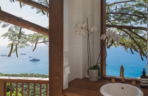 Colombier Villa | Esprit De Roche (2/3 Rooms)