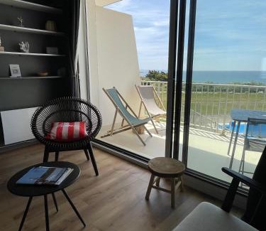 Guidel Apartment | Esprit loft face à l'océan