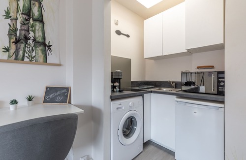 Gentilly Apartment | Esprit Tropical - Studio Apartment, Sleeps 2