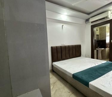 Sushant Lok Apartment | Essel tower ews flats
